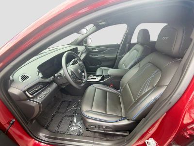 2024 Buick Envista — photo 18 view