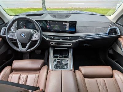 2023 BMW X7 — photo 21 view