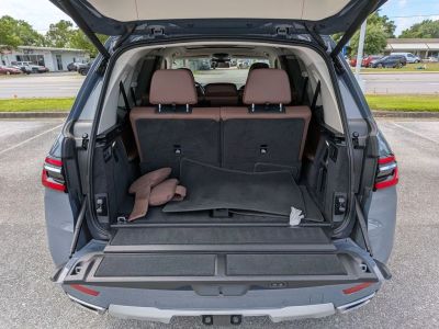 2023 BMW X7 — photo 22 view