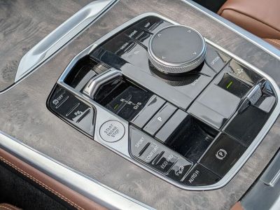 2023 BMW X7 — photo 17 view
