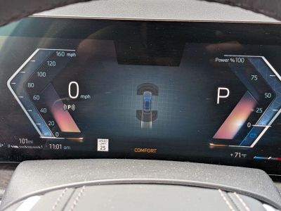 2023 BMW X7 — photo 28 view