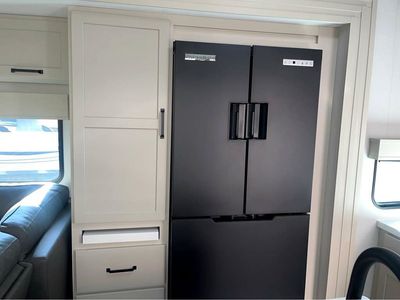 2026 Grand Momentum G-Class Fifth Wheel — photo 13 view