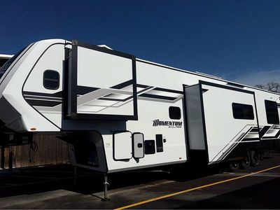 2026 Grand Momentum G-Class Fifth Wheel — side profile view