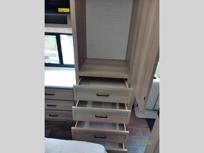 2026 Dynamax Europa S - Photo 25