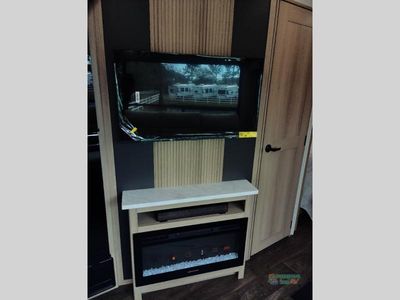 2026 Dynamax Europa S - Photo 18
