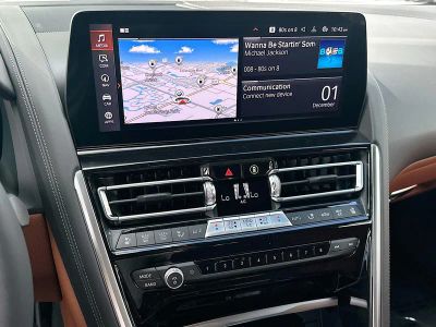2026 BMW 8 Series — photo 10 view