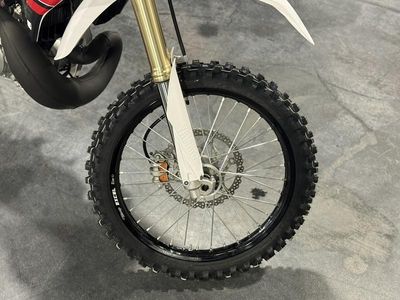 2026 Yamaha YZ250 70th Anniversary Edition - Photo 11
