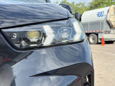 2026 BMW X5 — photo 9 view
