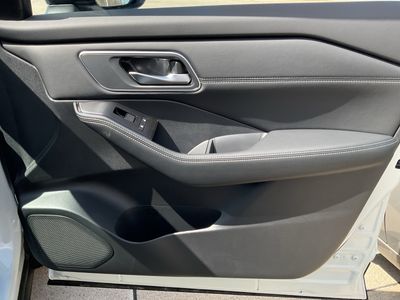 2026 Nissan Rogue — photo 21 view