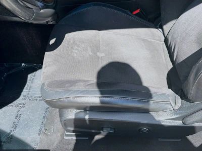 2019 Dodge Challenger — photo 17 view