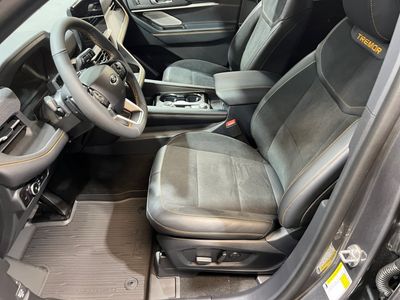 2026 Ford Explorer - Photo 9