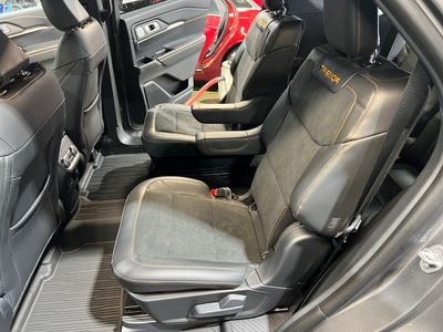 2026 Ford Explorer - Photo 18