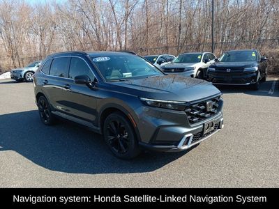 2023 Honda CR-V Hybrid Sport Touring — photo 8 view