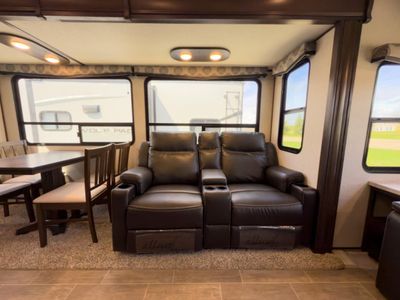 2021 Dutchmen RV Atlas - Photo 26