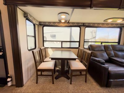 2021 Dutchmen RV Atlas - Photo 25