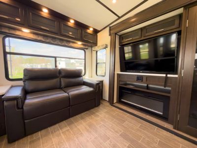 2021 Dutchmen RV Atlas - Photo 28