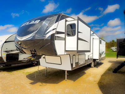 2021 Dutchmen RV Atlas - Photo 6
