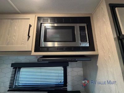 2021 Forest River RV Flagstaff Super Lite - Photo 16
