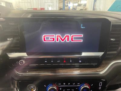 2024 GMC Sierra 1500 — photo 11 view