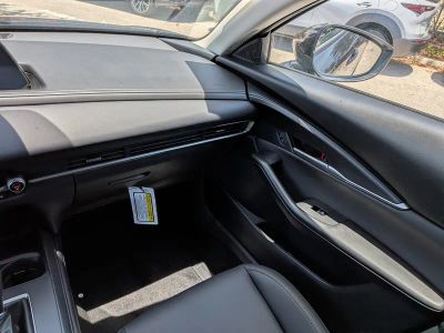 2026 Mazda CX-30 — photo 17 view