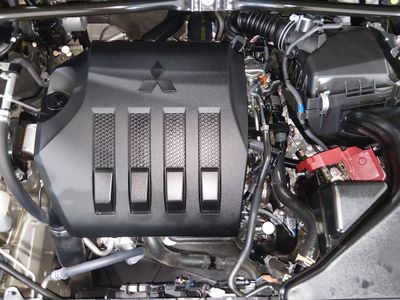 2025 Mitsubishi Eclipse Cross - Photo 9