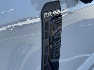 2025 Ford F-450SD - Photo 8
