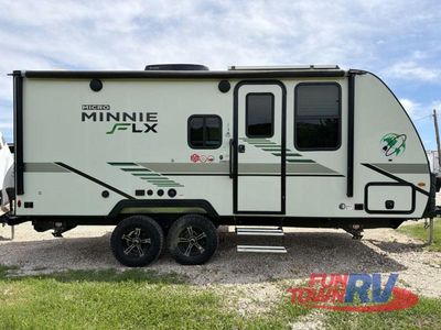 2022 Winnebago Industries Towables Micro Minnie FLX - Photo 10