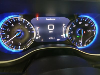 2024 Chrysler Pacifica — photo 14 view
