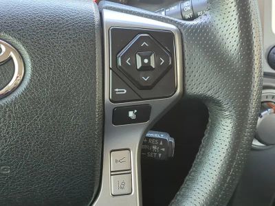 2021 Toyota 4Runner — photo 30 view