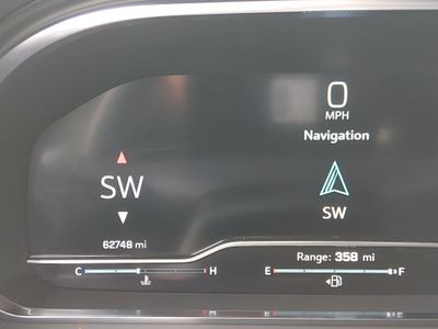2024 Chevrolet Suburban - Photo 14