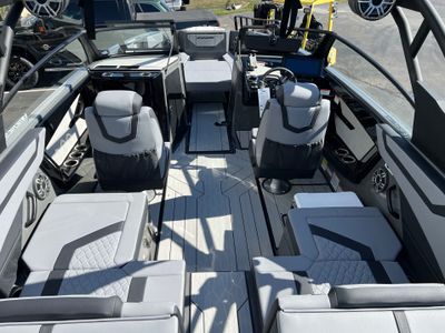 2025 Yamaha 222XE - Photo 13