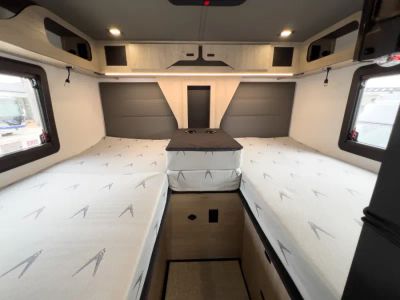 2027 Grand Design LINEAGE SERIES M — photo 15 view