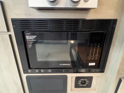 2027 Grand Design LINEAGE SERIES M — photo 10 view
