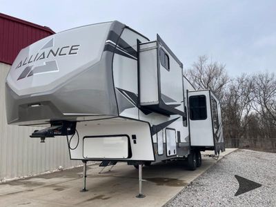 2022 Alliance RV Avenue - Photo 2