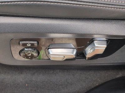 2026 BMW X5 — photo 20 view