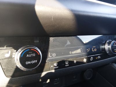 2024 Mitsubishi Outlander - Photo 17
