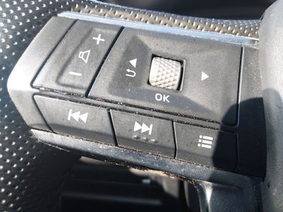 2024 Mitsubishi Outlander - Photo 12