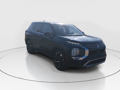 2024 Mitsubishi Outlander - Photo 1