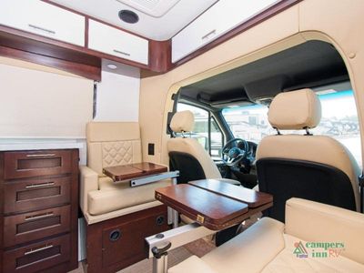 2023 Regency RV Ultra Brougham - Photo 9