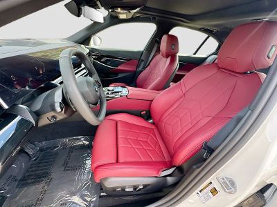 2026 BMW 5 Series — photo 16 view