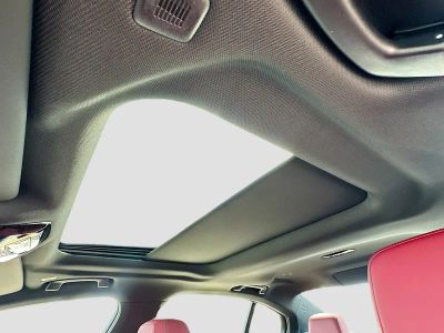 2026 BMW 5 Series — photo 15 view