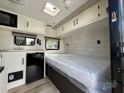 2027 Venture RV Campbound — photo 24 view