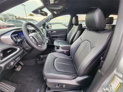 2026 2026 Chrysler Pacifica - Photo 13