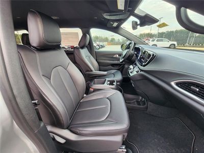 2026 2026 Chrysler Pacifica - Photo 6