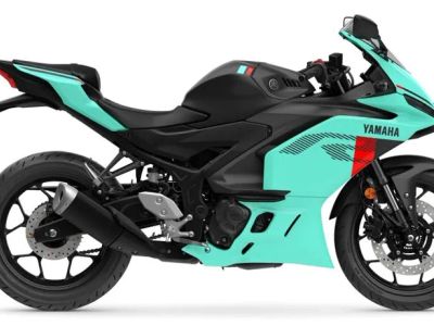 2026 Yamaha YZF-R3 in Miami Mint Green / Matte Stealth Black — front three-quarter view