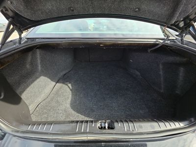 2014 Chevrolet Impala Limited - Photo 17