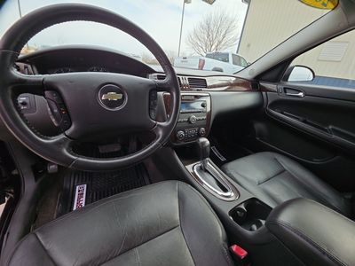 2014 Chevrolet Impala Limited - Photo 12