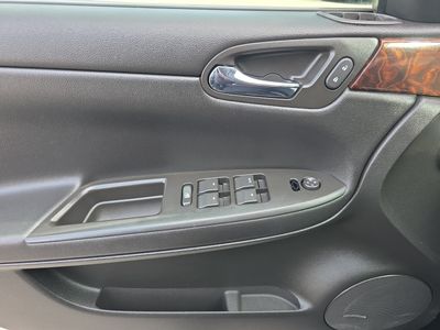 2014 Chevrolet Impala Limited - Photo 20