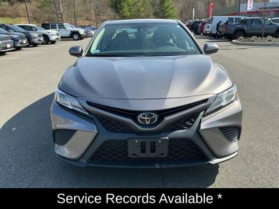2019 Toyota Camry SE - Photo 9