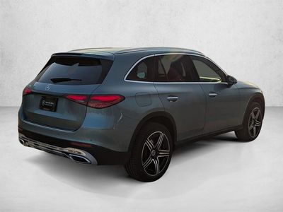 2026 Mercedes-Benz GLC 300 - Photo 2